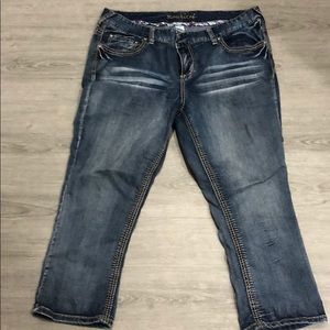 Maurice’s Capris Size 20